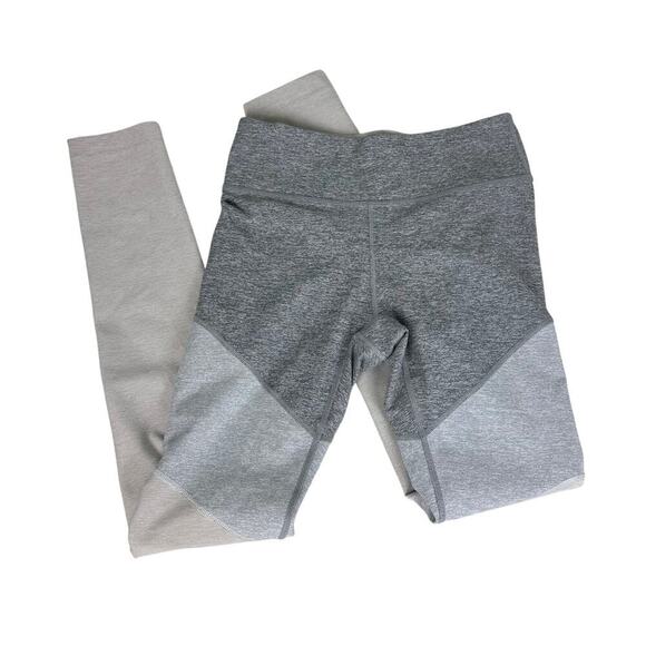 Outdoor Voices Color Block Leggings Sz S Gray White Neutral Mid-Rise Athleisure - Picture 1 of 9